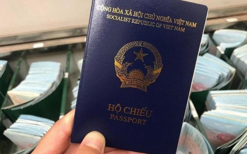 Hộ chiếu phổ thông màu xanh tím than