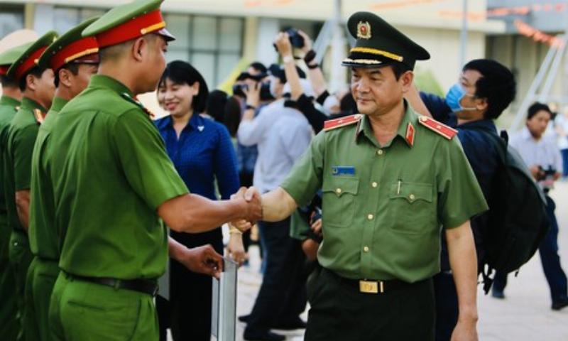 Toàn cảnh cao nguyên đá Đồng Văn hùng vĩ