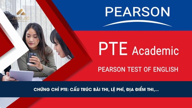 Hình ảnh một người đang luyện thi chứng chỉ PTE trên máy tính với tai nghe