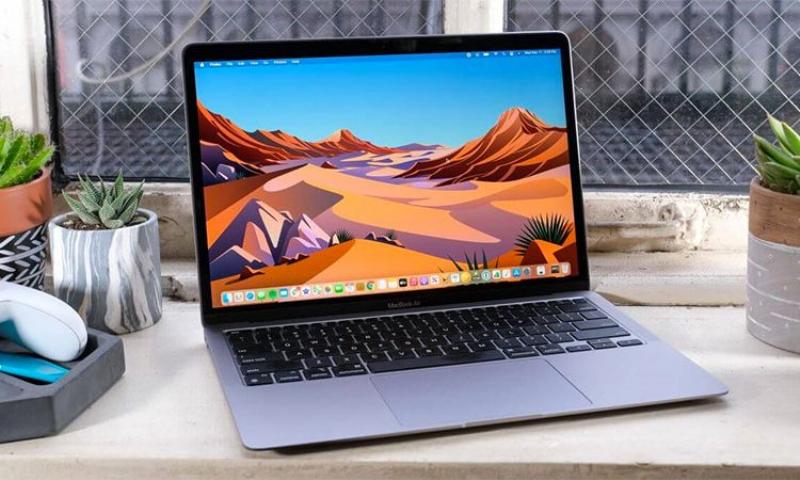Giao diện "About This Mac" trên macOS, hướng dẫn kiểm tra cấu hình trước khi tải Messenger trên máy tính Mac.