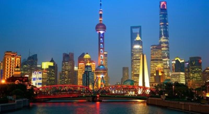Những tòa nhà chọc trời hiện đại tại Seoul, biểu tượng cho sự phát triển kinh tế vượt bậc của Hàn Quốc.