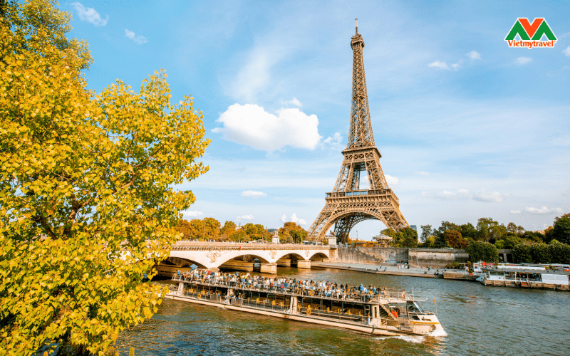 Hình ảnh so sánh hoặc minh họa khái niệm về các vùng tự trị ở Châu Âu (ví dụ: Catalonia ở Tây Ban Nha, Scotland ở Anh) với các khu vực như Nội Mông Cổ, để làm rõ sự khác biệt về cấp độ tự trị và bối cảnh chính trị, liên hệ một chút đến hiểu biết về địa lý khi tìm hiểu nước mông cổ có thuộc trung quốc không.