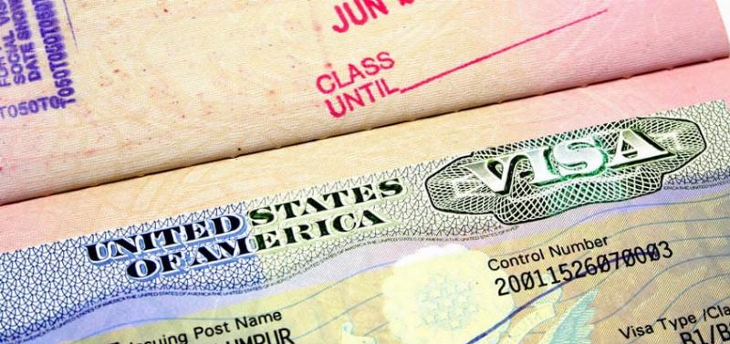 Minh họa các bước và lời khuyên khi tìm việc làm online tại Hà Nội: nghiên cứu, chuẩn bị CV, phỏng vấn online