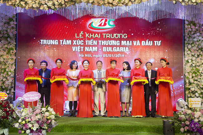 Lễ khai trương Trung tâm Xúc tiến TM & ĐT Việt Nam - Bulgaria tại Hà Nội