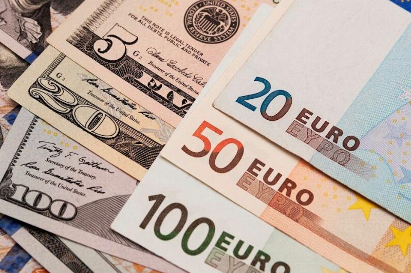 So sánh giá trị đô Canada và Euro, giúp bạn hình dung sức mua ở hai khu vực kinh tế lớn